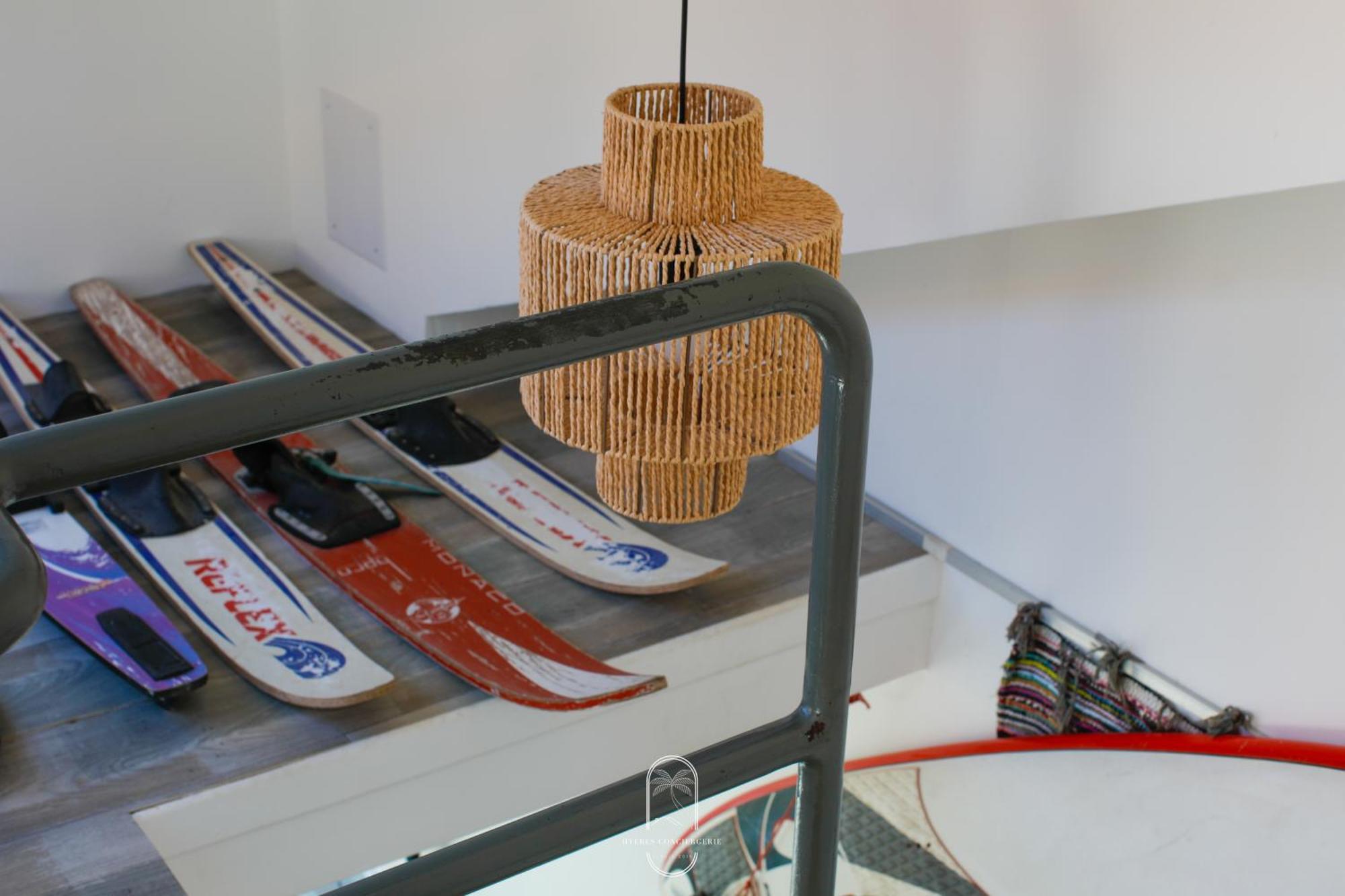 Maison Sur L'Eau-Hyeres-Almanarre-Parkings Clim Wifi By Hc Exteriör bild